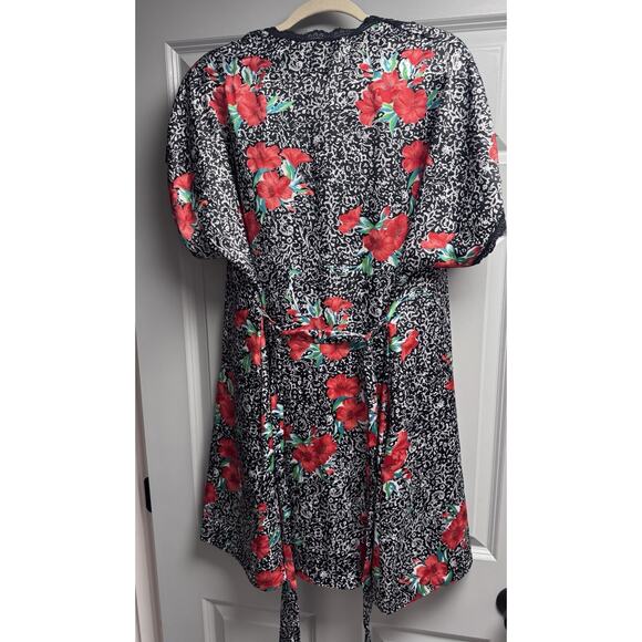 VTG Barbizon Floral Satin Short Robe Kimono Style Belted *fits like Med RED BLK - Picture 5 of 7